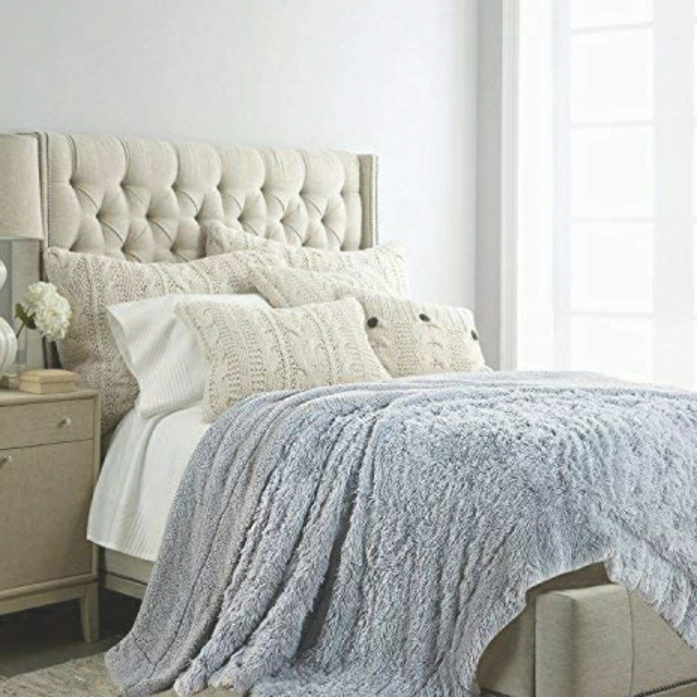 Soft Luxury Gray Fuzzy Throw Blanket - Picture 4 of 7